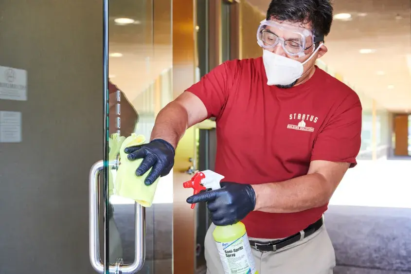 commercial cleaning and sanitizing